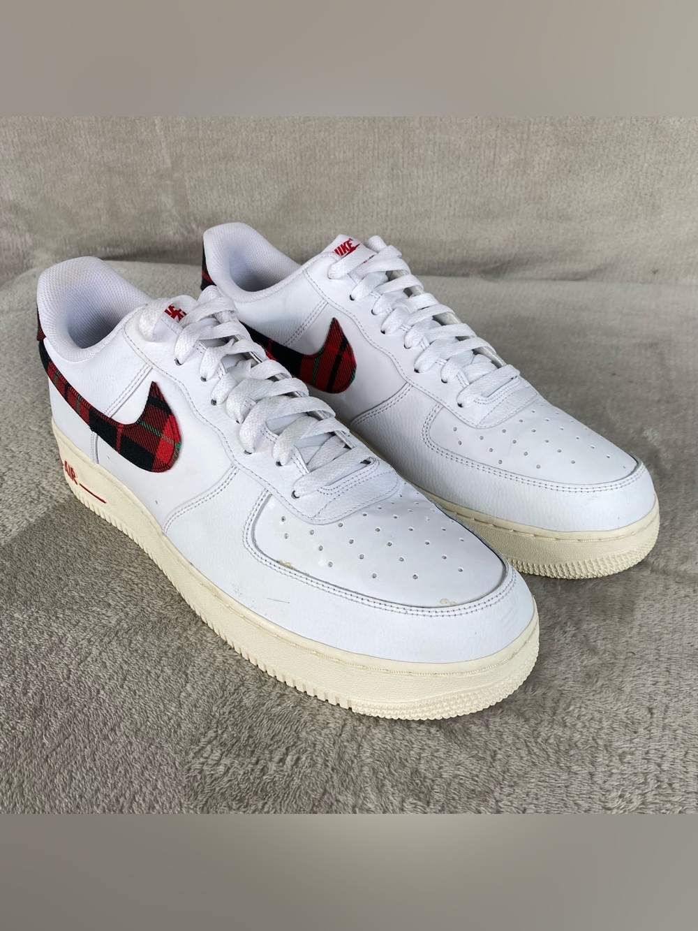 Nike Air Force 1 Low '07 LV8 Tartan Plaid White Leather Mens Size 13 Shoes NEW